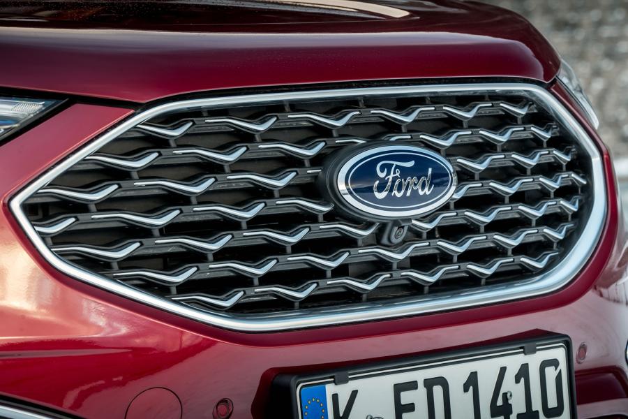 Детали экстерьера Ford Edge Vignale 2018 года  (EU) (фото 29 из 40)